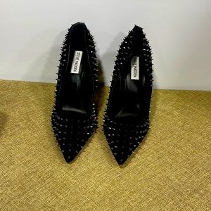 Steve Madden Spiked Pumps